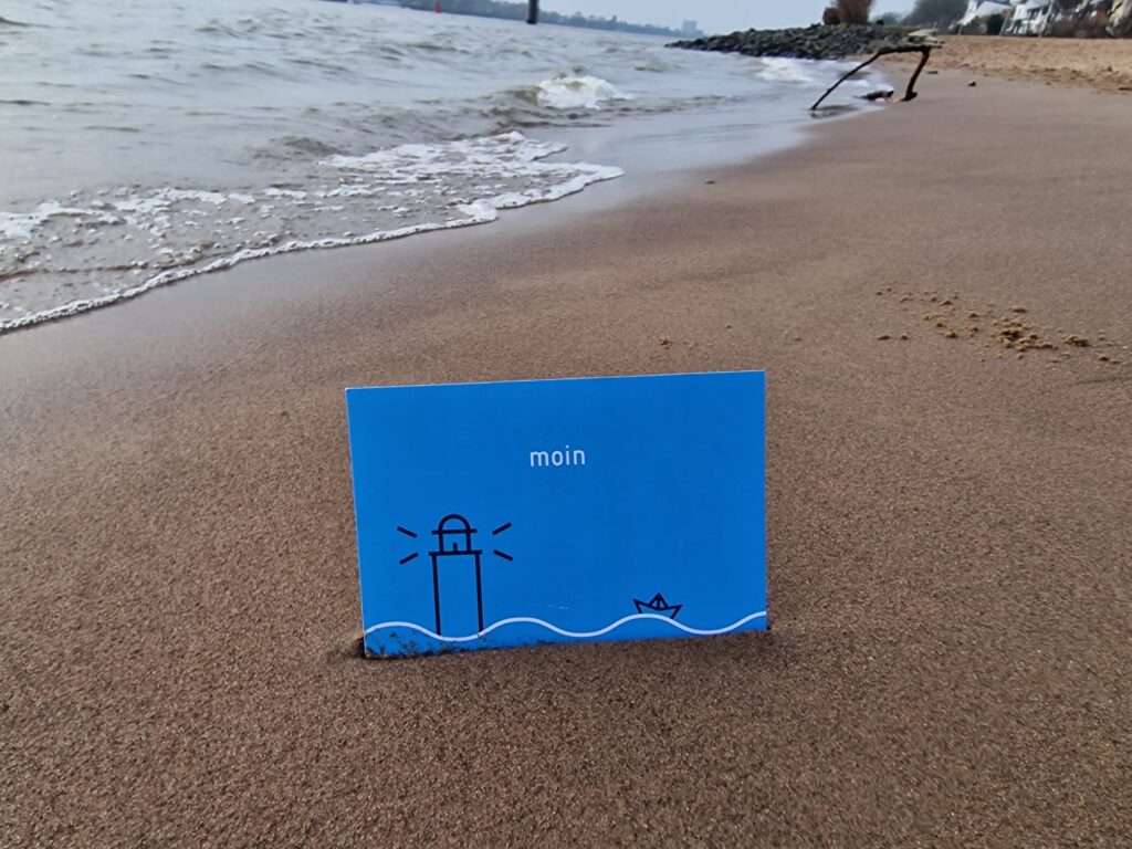Postkarte "Leuchtturm blau"
